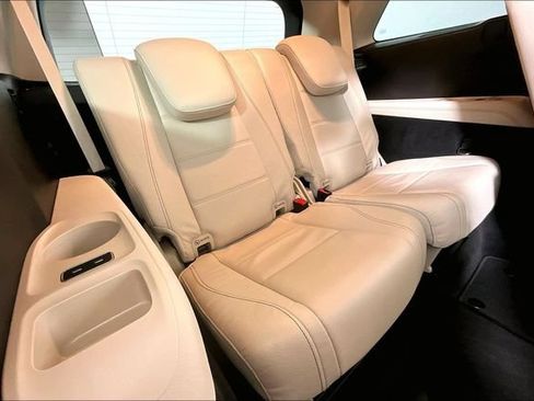 Used 2023 Mercedes-Benz GLS 450 4MATIC image 28