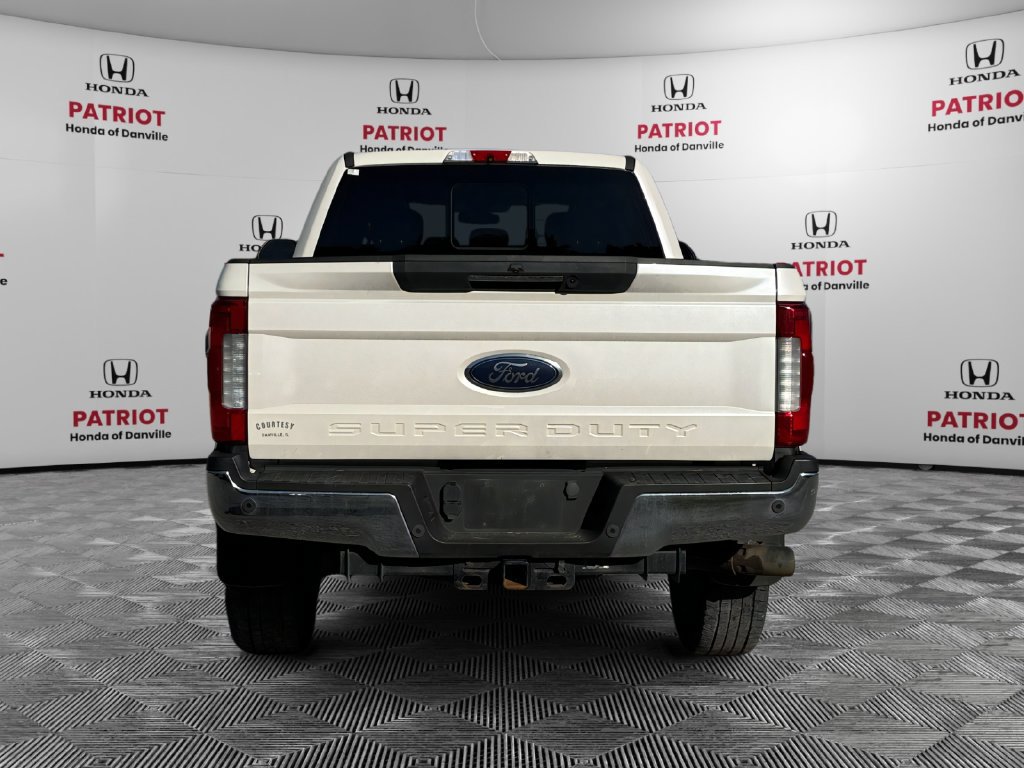 Used 2019 Ford F250 Lariat w/ Lariat Ultimate Package AWD/4WD image 4