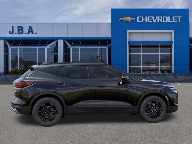 New 2026 Chevrolet Blazer LT w/ Sound & Technology Package AWD/4WD image 5