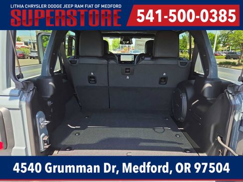 New 2026 Jeep Wrangler Unlimited Rubicon AWD/4WD image 27