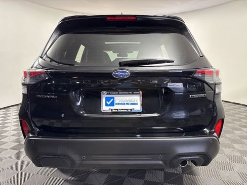 Used 2025 Subaru Forester Touring image 6