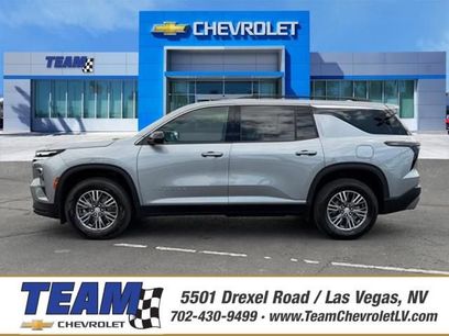 Certified 2025 Chevrolet Traverse LT
