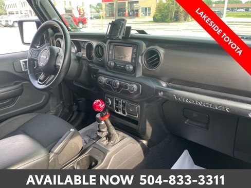 Used 2019 Jeep Wrangler Unlimited Sport S AWD/4WD image 10