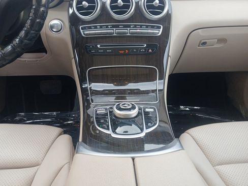 Used 2018 Mercedes-Benz GLC 300 GLC 300 image 11