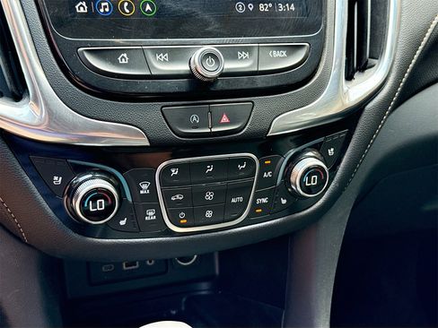 Used 2024 Chevrolet Equinox Premier image 15