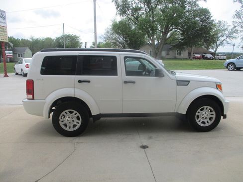 Used 2011 Dodge Nitro SE AWD/4WD image 25