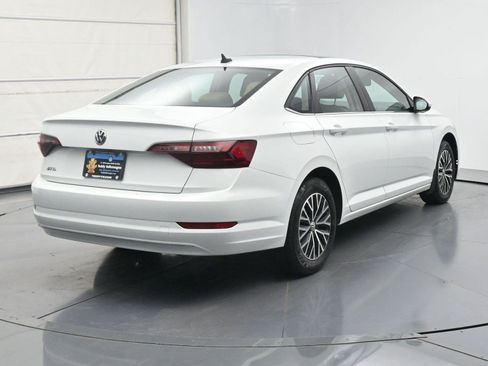 Used 2021 Volkswagen Jetta SE w/ SE Cold Weather Package FWD image 24