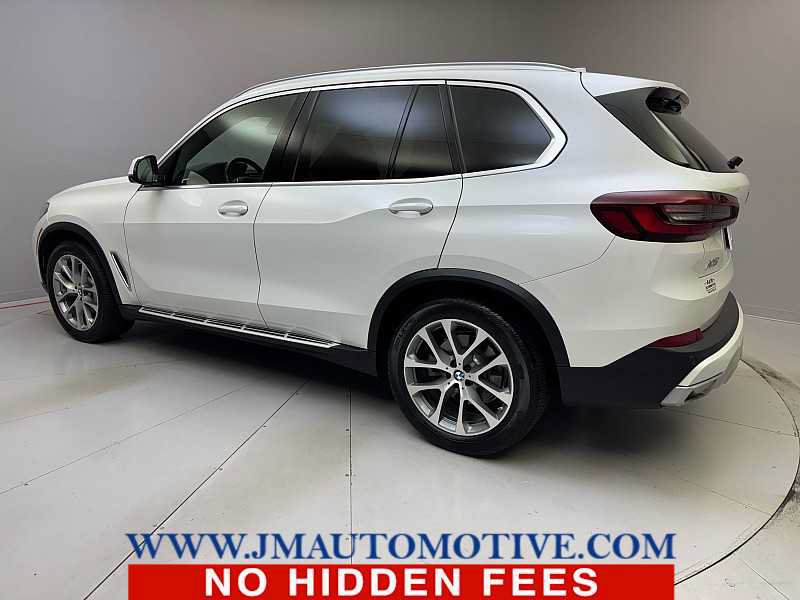 Used 2023 BMW X5 xDrive40i w/ Premium Package AWD/4WD image 3