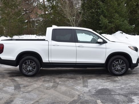 Used 2019 Honda Ridgeline Sport image 32