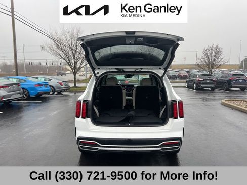 Certified 2023 Kia Sorento SX image 52