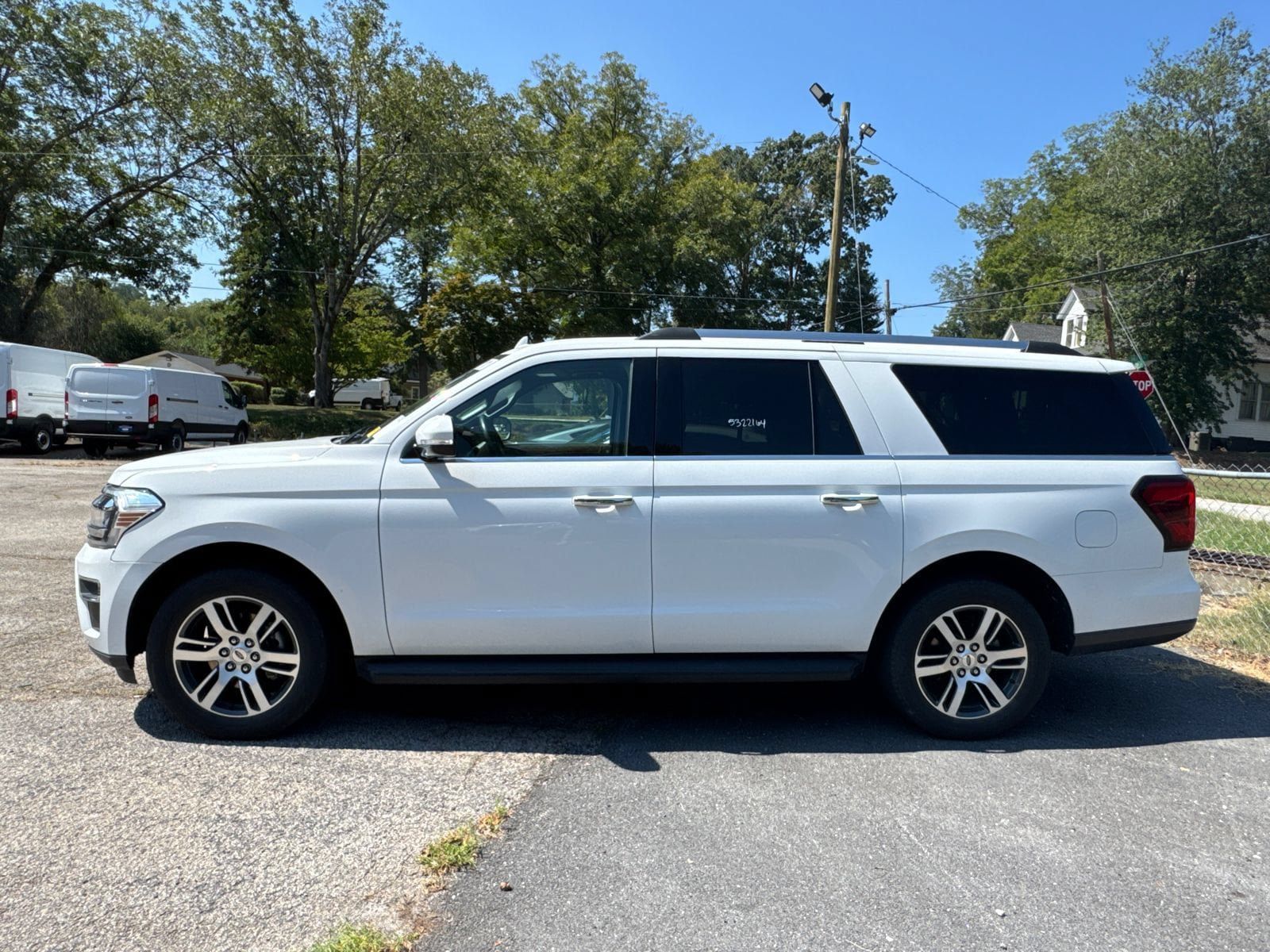 Used 2024 Ford Expedition Max Limited RWD image 4
