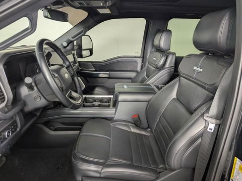 Used 2025 Ford F450 Platinum w/ FX4 Off-Road Package AWD/4WD image 10
