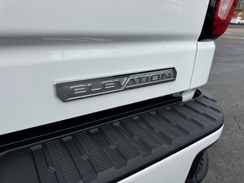 Used 2022 GMC Sierra 1500 Elevation image 9
