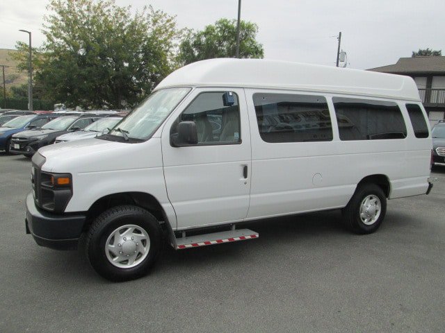 Used 2012 Ford E-250 and Econoline 250 Extended w/ PWR Group RWD image 3
