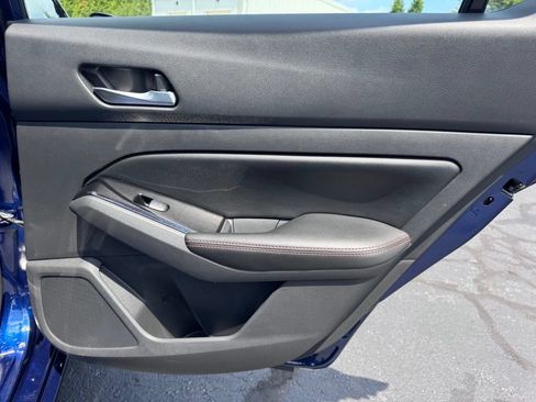 Used 2024 Nissan Altima 2.5 SR FWD image 28