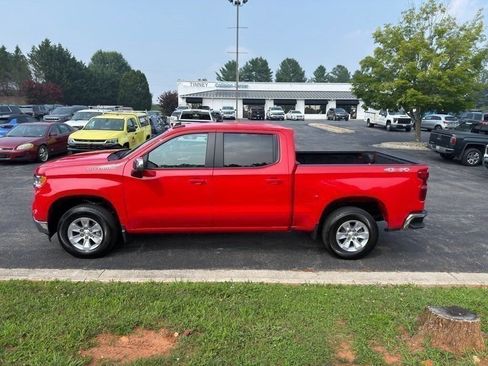 Used 2026 Chevrolet Silverado 1500 LT AWD/4WD image 4