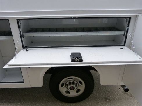 Used 2019 GMC Savana 3500 w/ Power Convenience Package RWD image 22