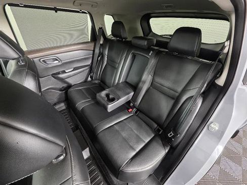 Used 2021 Nissan Rogue SL w/ Premium Package image 24