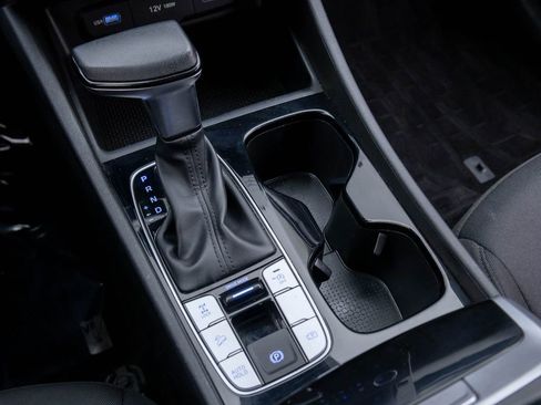 Used 2023 Hyundai Tucson SE image 23