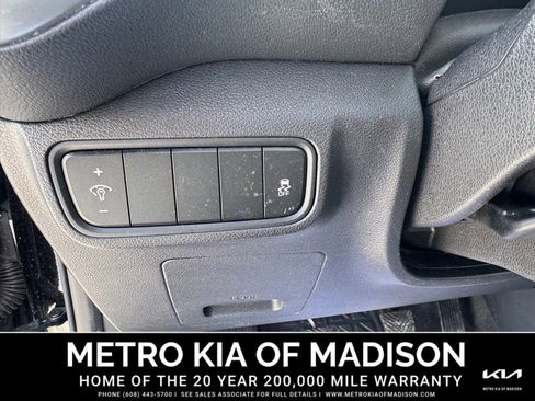 Used 2021 Kia Soul LX image 14