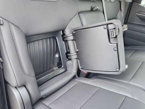 New 2026 GMC Sierra 1500 SLT image 46