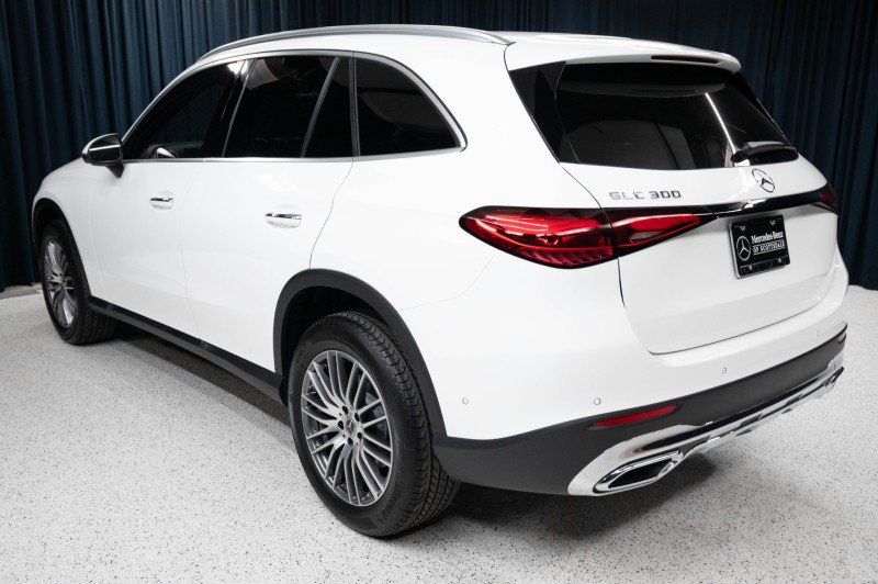 New 2027 Mercedes-Benz GLC 300 image 7