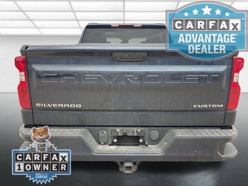 Used 2022 Chevrolet Silverado 1500 Custom image 6