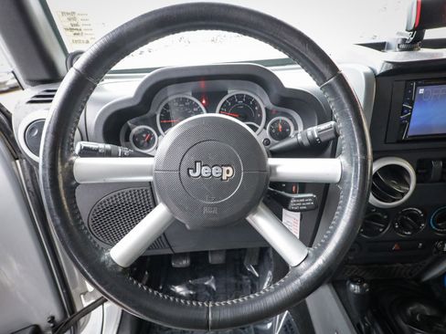 Used 2010 Jeep Wrangler Sahara image 18