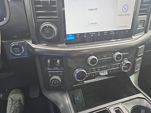 Used 2024 Ford F150 Lariat image 19