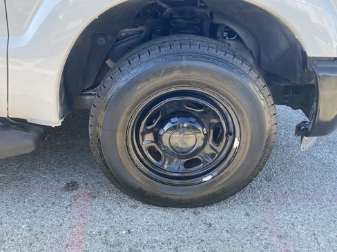 Used 2016 Ford F350 XL image 29