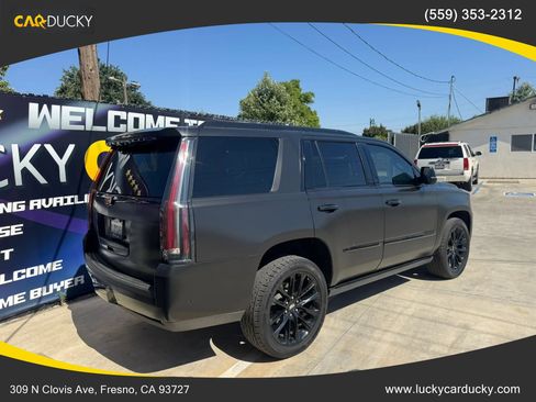 Used 2019 Cadillac Escalade Platinum w/ Escalade Sport Edition AWD/4WD image 3