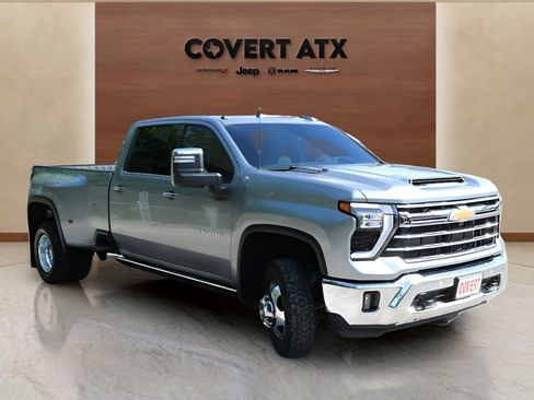 Used 2024 Chevrolet Silverado 3500 LTZ w/ LTZ Convenience Package AWD/4WD image 7
