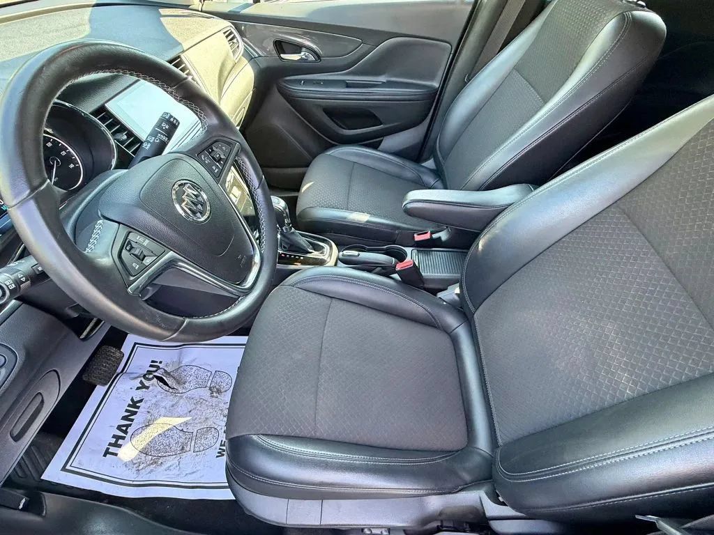 Used 2019 Buick Encore Sport Touring AWD/4WD image 11