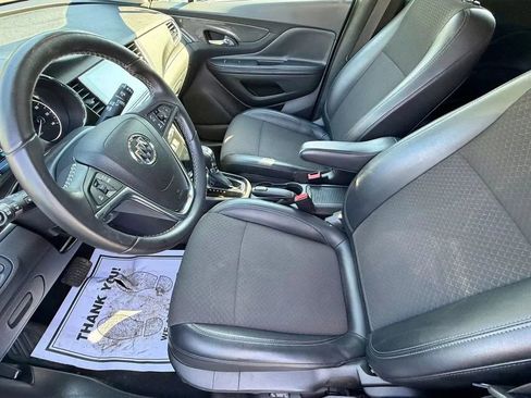 Used 2019 Buick Encore Sport Touring AWD/4WD image 11