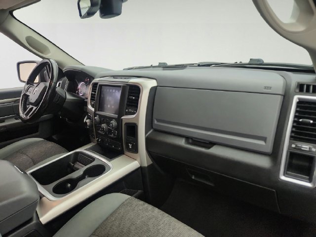 Used 2019 RAM 1500 Classic SLT w/ Black Appearance Group AWD/4WD image 27