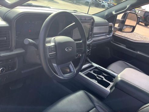 Used 2024 Ford F250 Lariat image 16