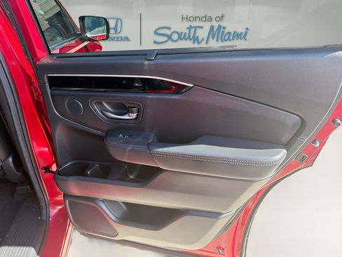 Certified 2024 Honda Pilot Touring image 31