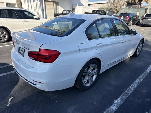 Used 2017 BMW 330i Sedan image 3