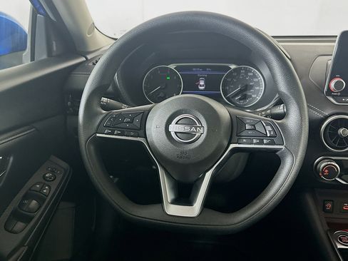 Used 2024 Nissan Sentra SV image 17