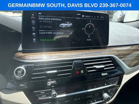 Used 2023 BMW 540i w/ Premium Package RWD image 14