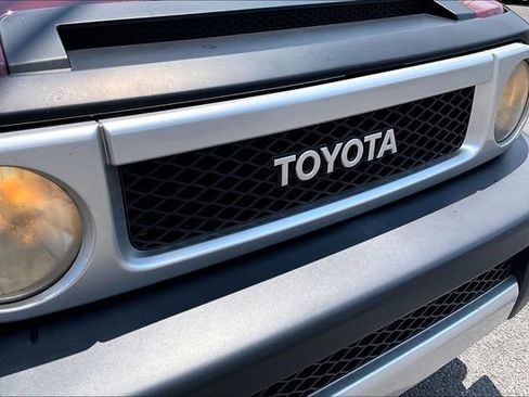 Used 2008 Toyota FJ Cruiser 4WD image 28