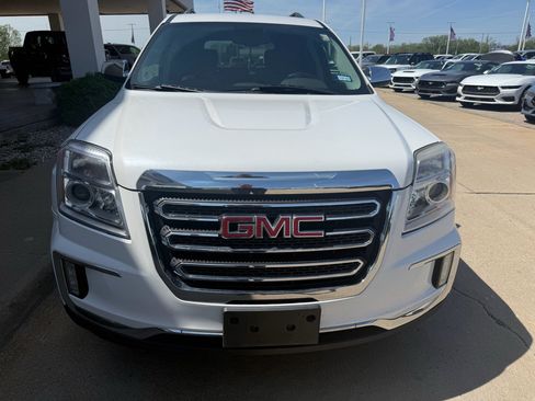 Used 2016 GMC Terrain SLT w/ Open Road Package image 2