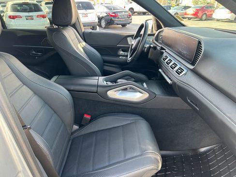 Used 2024 Mercedes-Benz GLE 450 4MATIC image 34