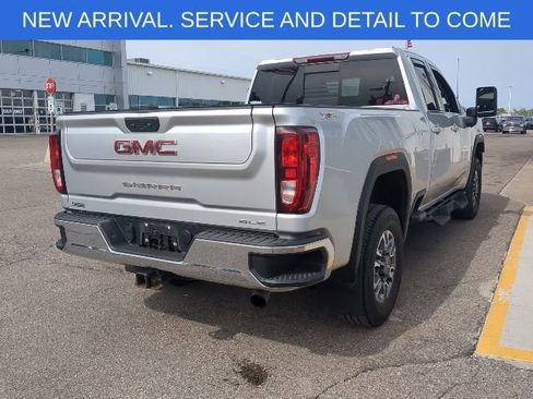 Used 2022 GMC Sierra 2500 SLE w/ SLE Convenience Package AWD/4WD image 8
