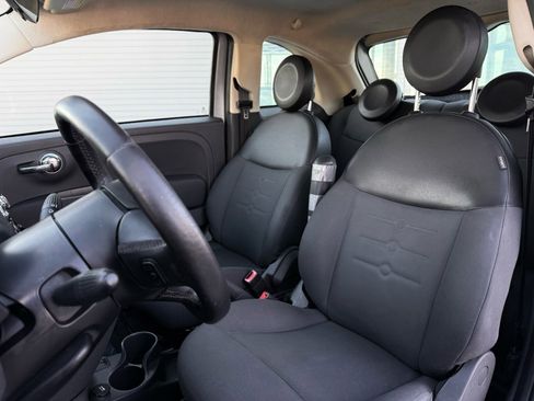 Used 2015 FIAT 500 Pop image 16