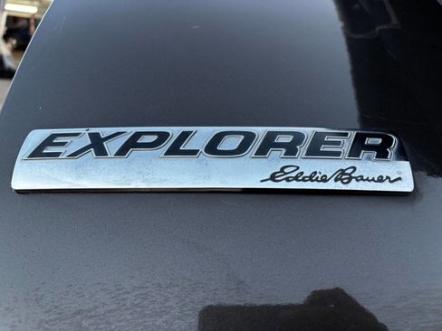 Used 2007 Ford Explorer Eddie Bauer image 31