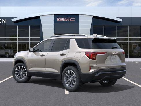 Used 2026 GMC Terrain Elevation w/ Elevation Premium Package AWD/4WD image 3