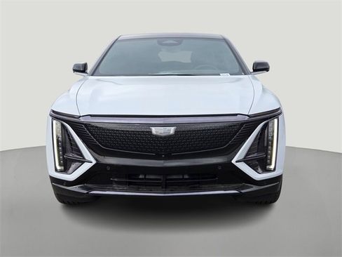 New 2026 Cadillac Lyriq Premium Sport w/ LPO, Floor Liner Package image 5