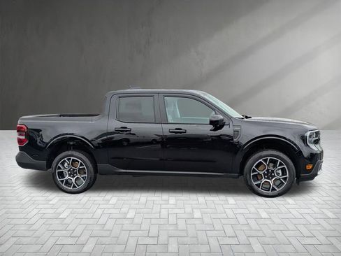 New 2025 Ford Maverick Lariat image 11