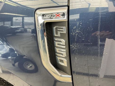 Used 2019 Ford F250 XL w/ STX Appearance Package image 25